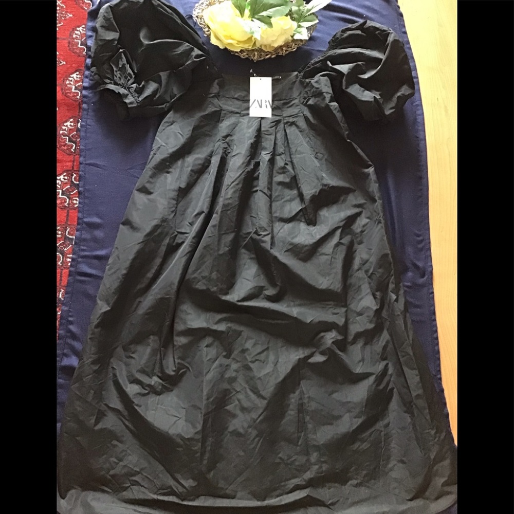 Zara Black Taffeta Puff-Sleeve Midi Dress - Picture 3 of 8